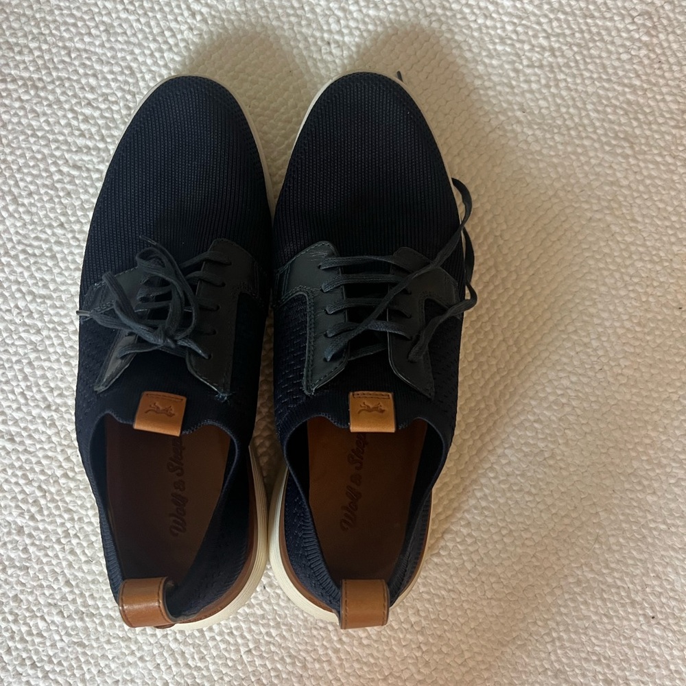 Wolf & Shepard Men’s Sneakers